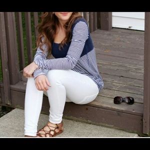 Hollister size M top